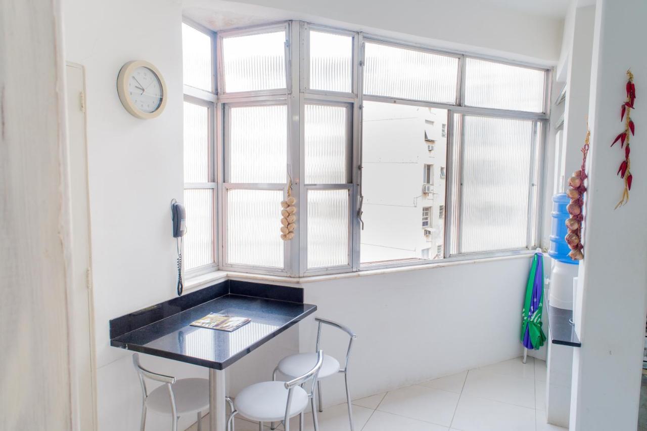 Lindo apartamento de 2 quartos ao lado da Praia de Copacabana! Rio de Janeiro Exterior foto